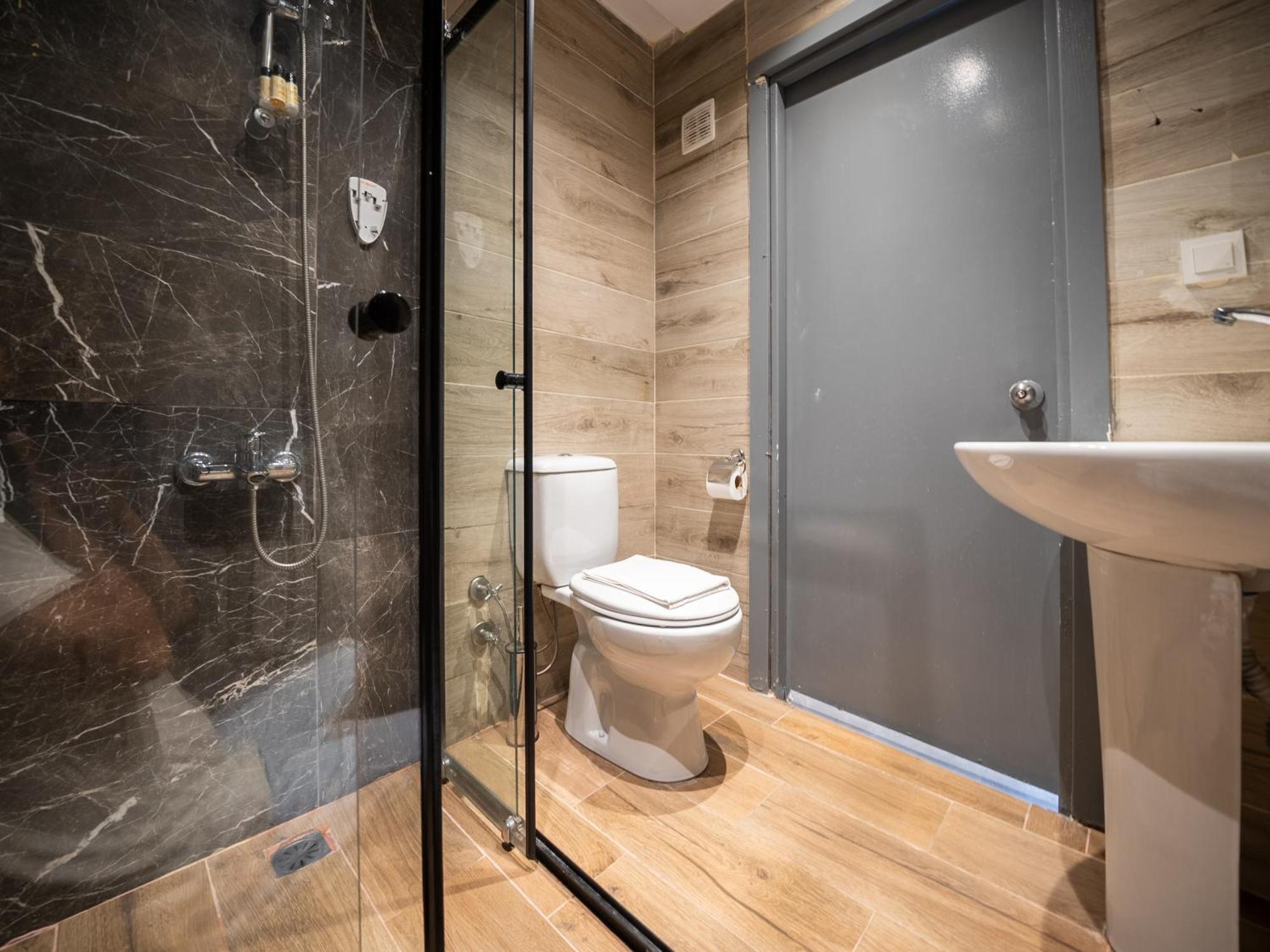 Vera Hotel Каш Екстериор снимка