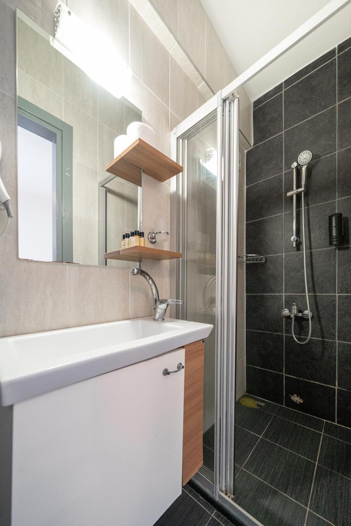 Vera Hotel Каш Екстериор снимка